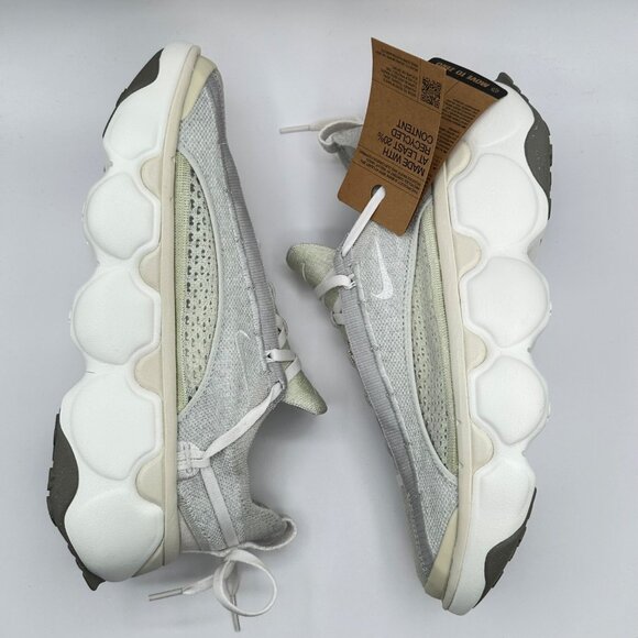 Women's Nike Flyknit Bloom Light Bone FD2149-002 Size Women 10.5/ Men: 9 - Picture 7 of 13